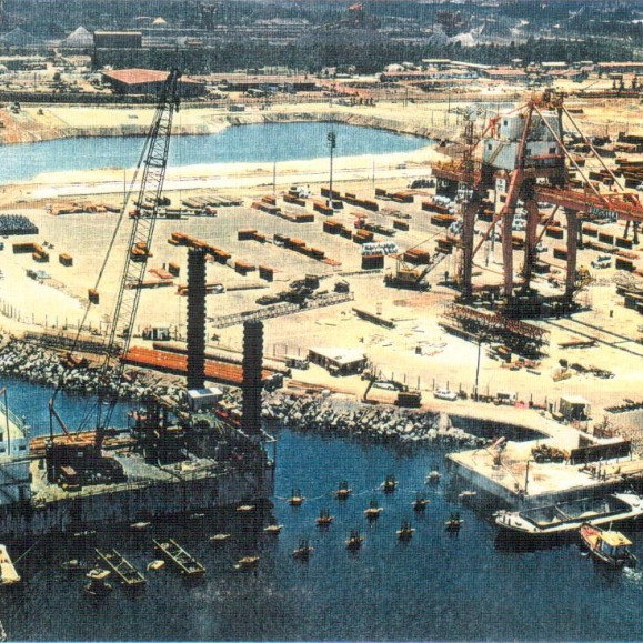 Ampliação do cais de Praia Mole/ES - ODEBRECHT/1990